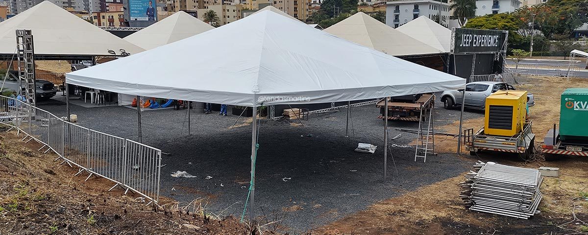 Tenda Piramidal fabricada pela Tendas Martins